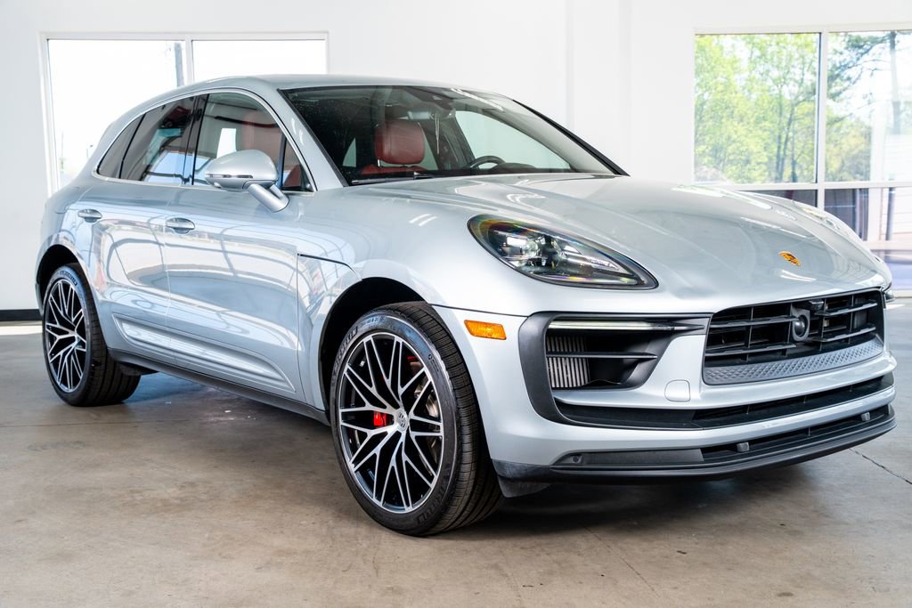 Used 2023 Porsche Macan S image 4