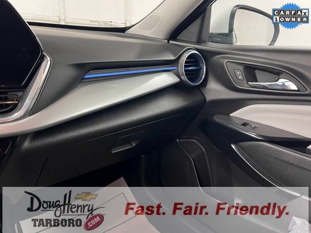 Used 2025 Chevrolet Trax LT FWD image 43