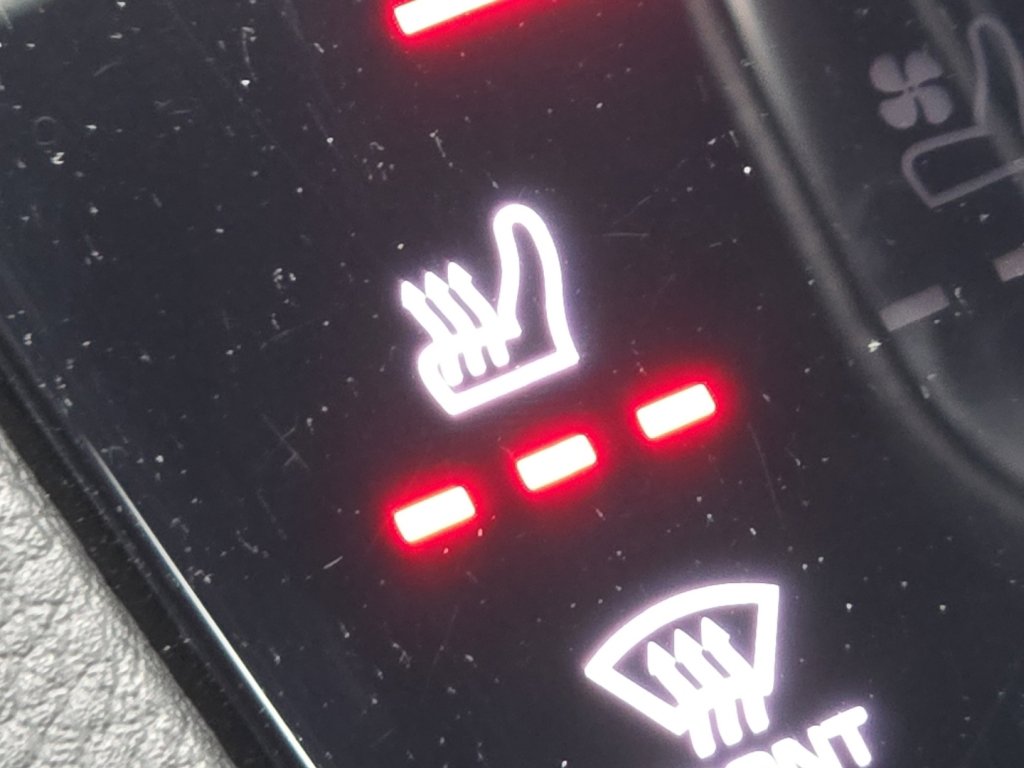 Certified 2023 Porsche Cayenne image 24