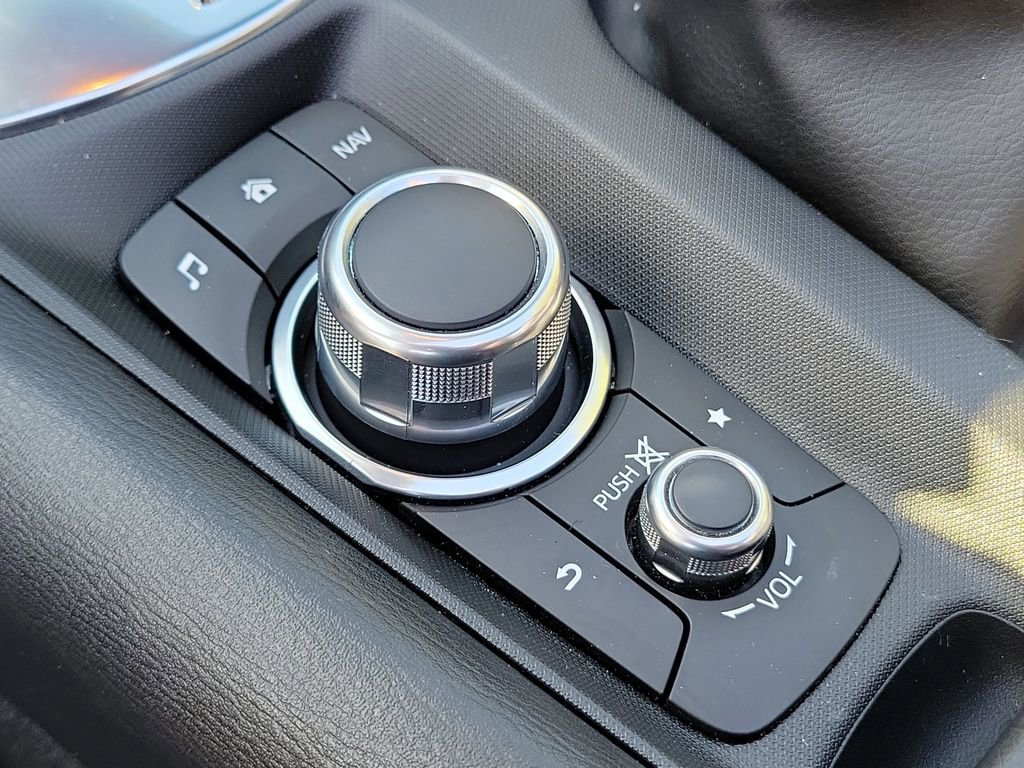 Used 2019 MAZDA MX-5 Miata RF Grand Touring RWD image 29