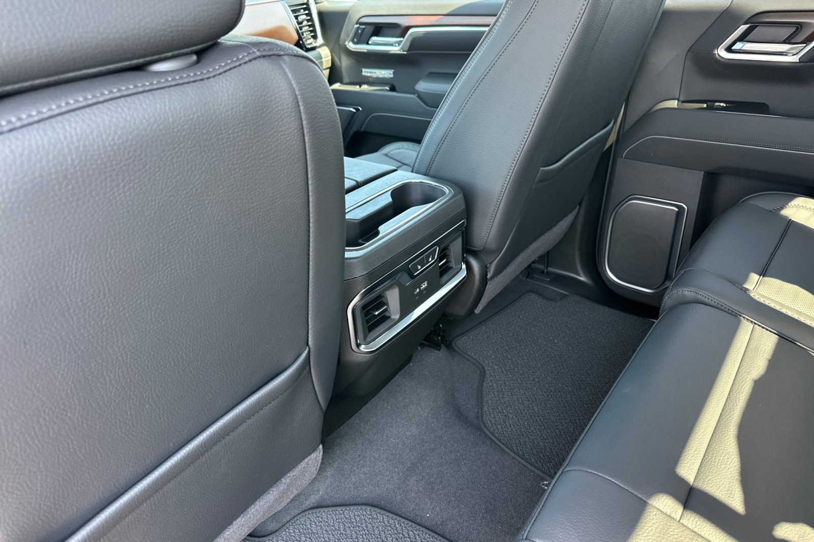 New 2026 GMC Sierra 1500 Denali w/ Technology Package image 10