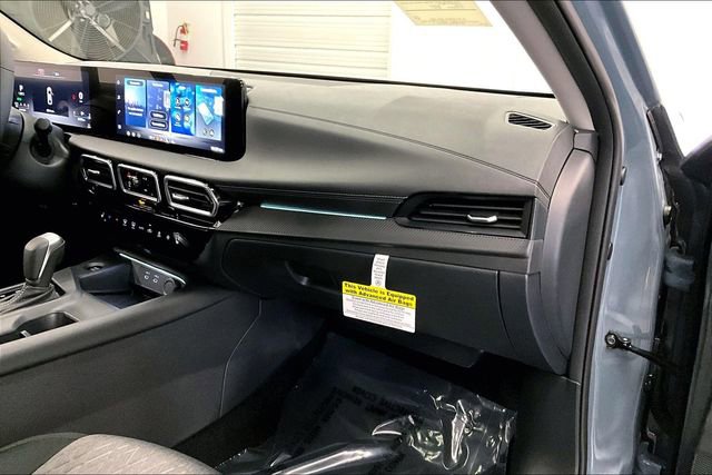 New 2026 Nissan Sentra SV w/ SV Convenience Package FWD image 32