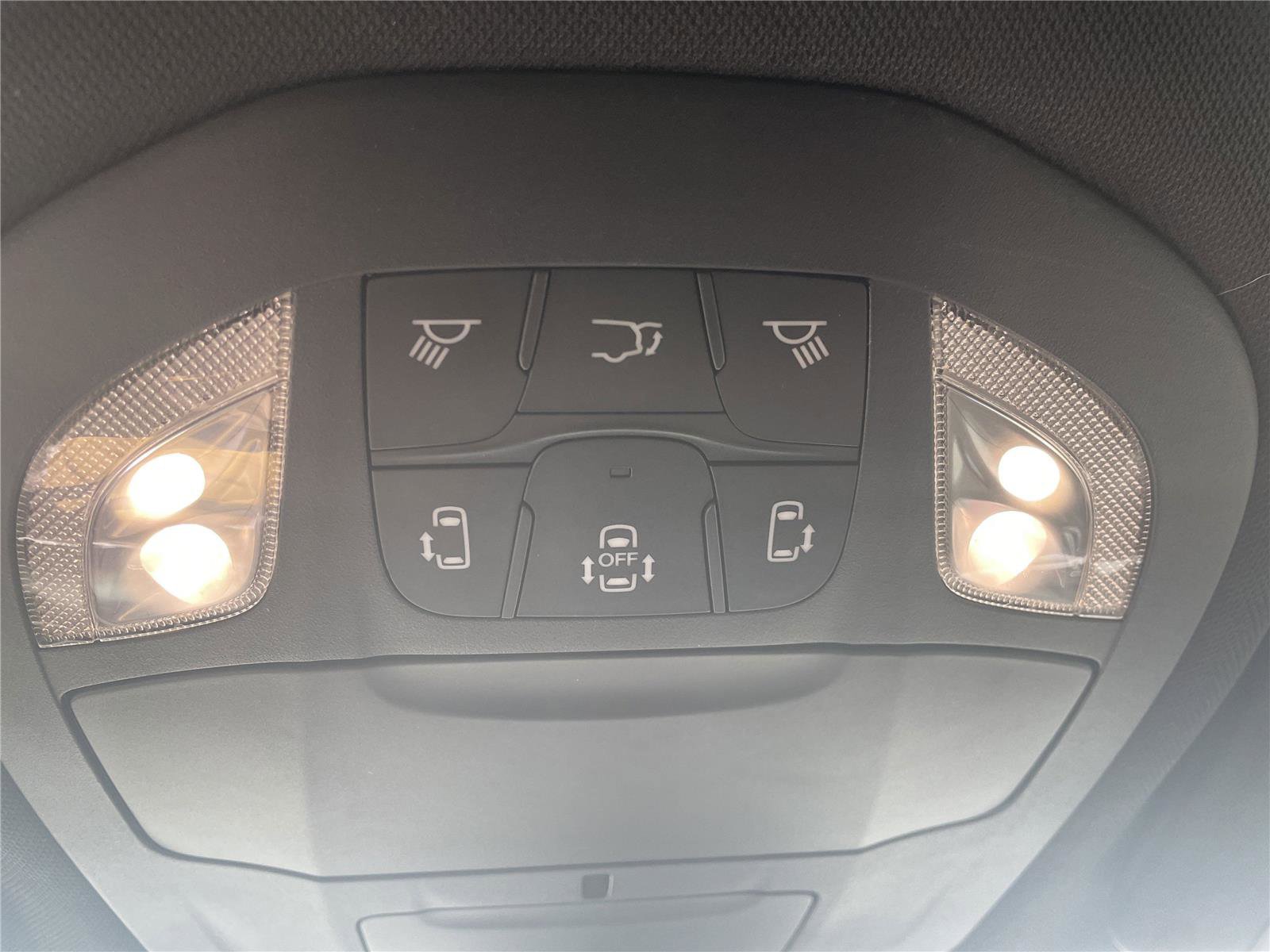 Used 2025 Chrysler Pacifica Select FWD image 26