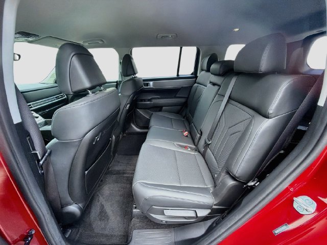 Certified 2026 Hyundai Santa Fe SEL FWD image 25