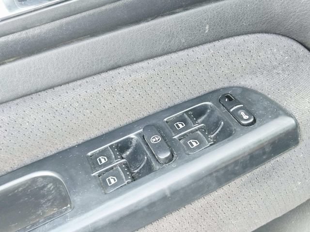 Used 2000 Volkswagen Golf GLS FWD image 23