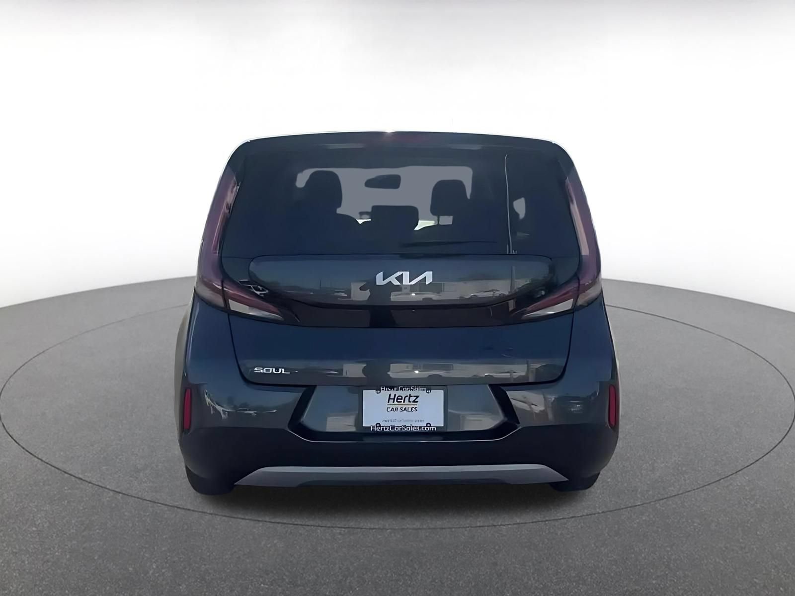 Used 2025 Kia Soul LX w/ LX Technology Package FWD image 12