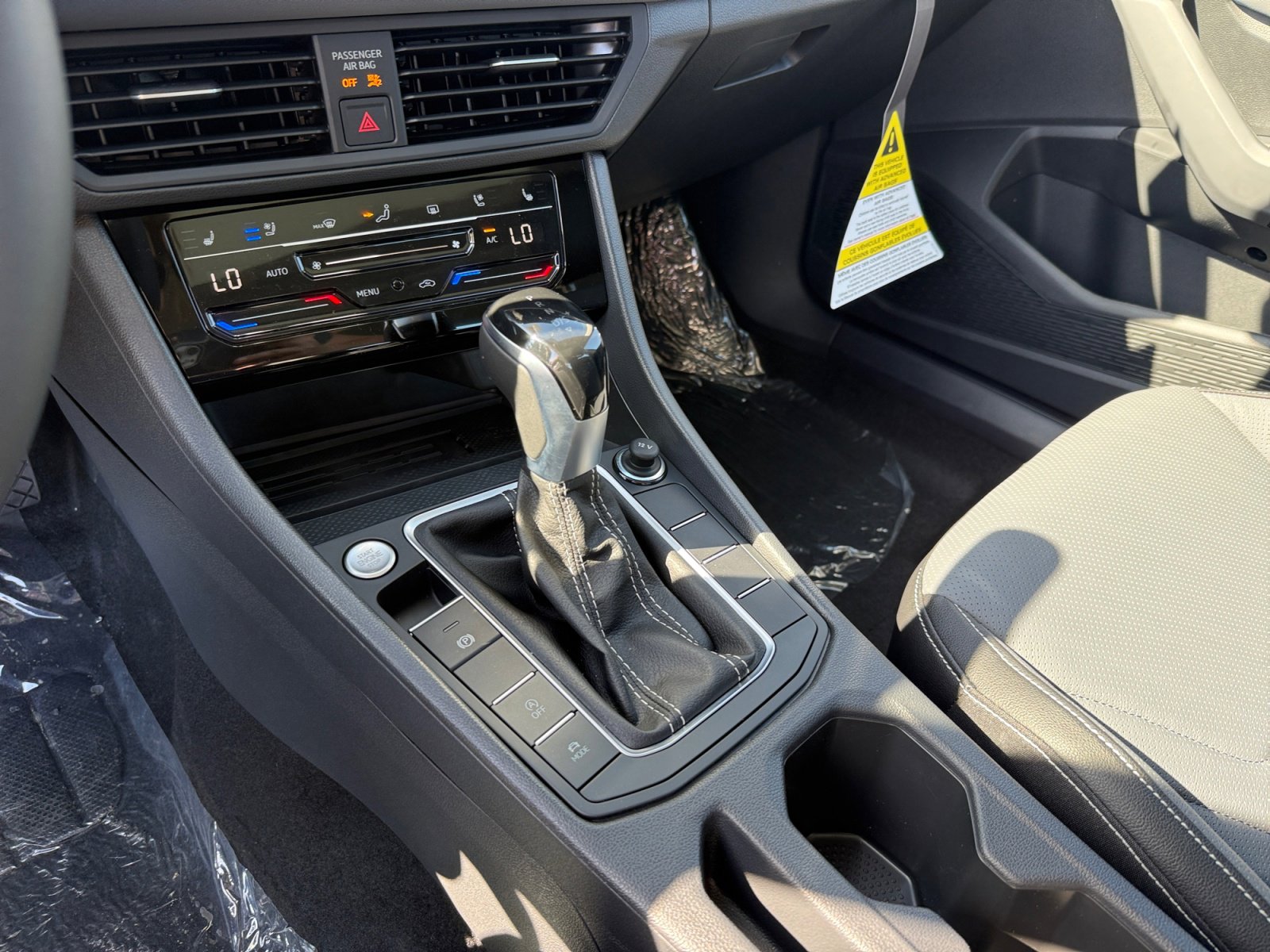 New 2026 Volkswagen Jetta SEL FWD image 13