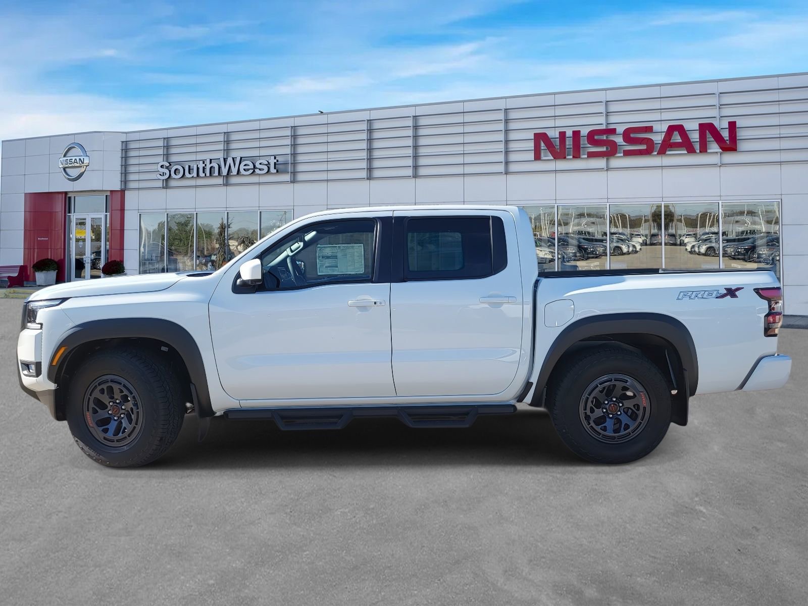 New 2026 Nissan Frontier Pro-X w/ Pro-X Convenience Package image 9