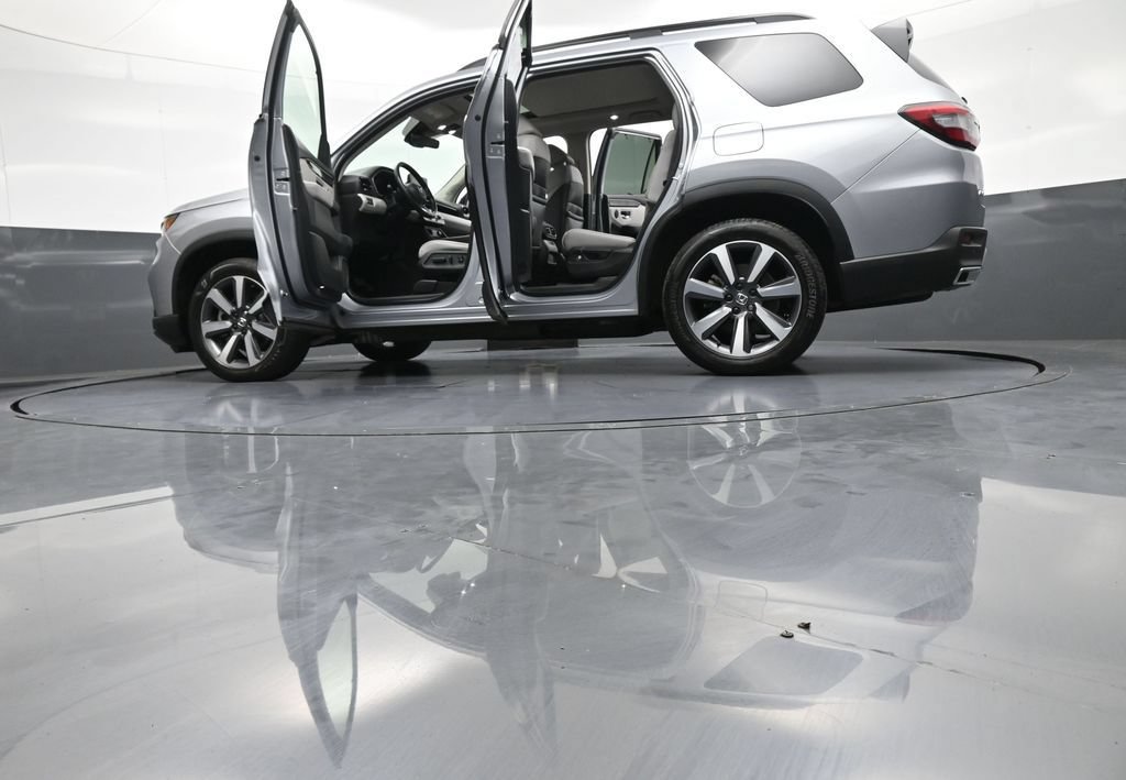 Certified 2023 Honda Pilot Touring image 55