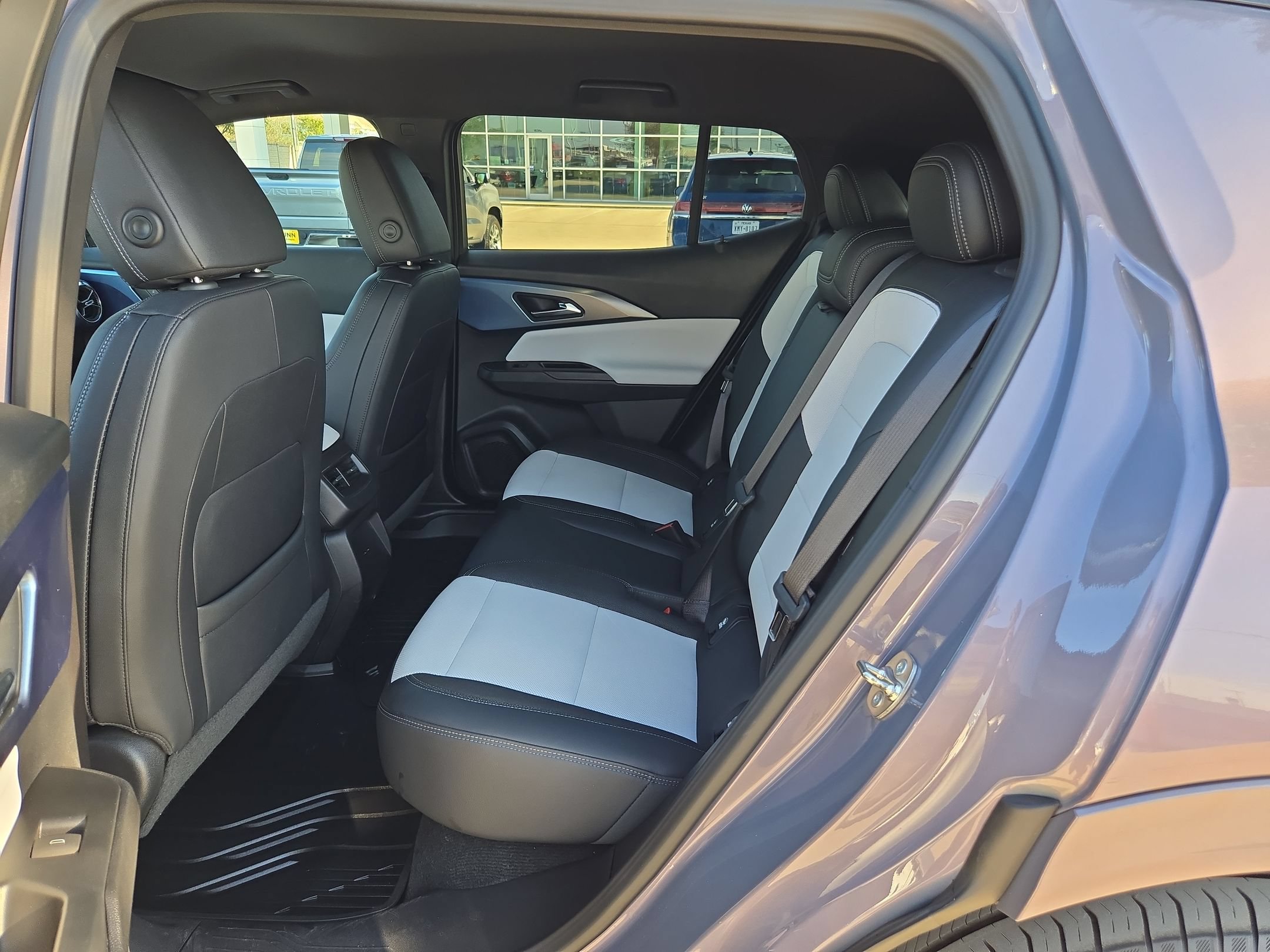 Certified 2024 Chevrolet Equinox EV LT w/ Active Safety Package 3 FWD image 13