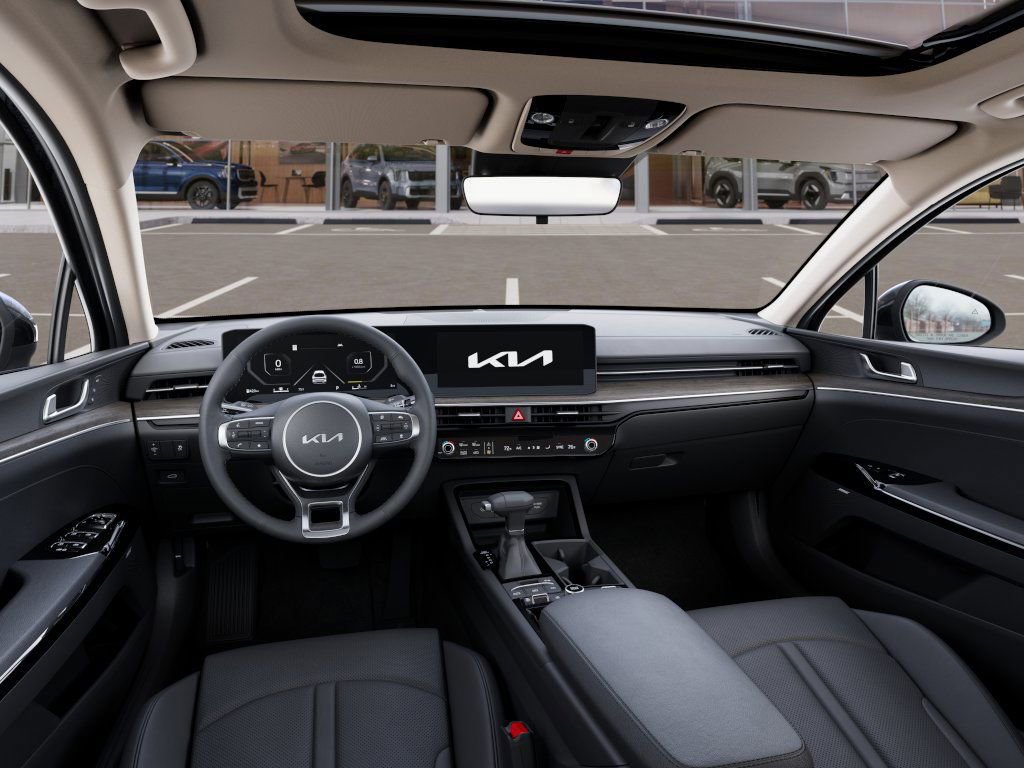 New 2025 Kia K5 EX image 14
