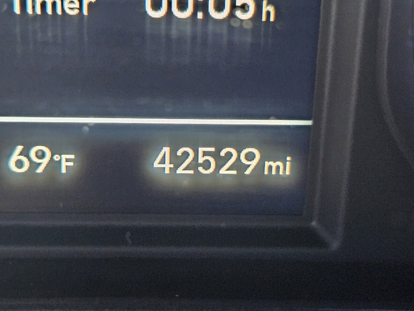 Used 2021 Hyundai Kona Limited w/ Cargo Package image 34