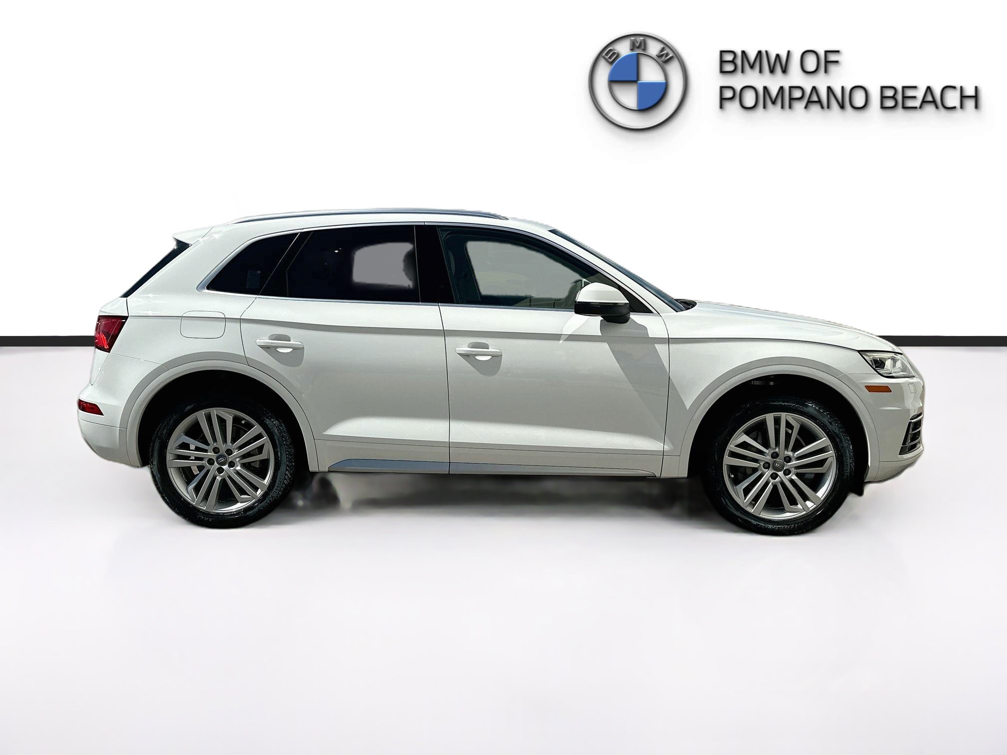 Used 2018 Audi Q5 2.0T Premium Plus w/ Premium Plus Package AWD/4WD image 8