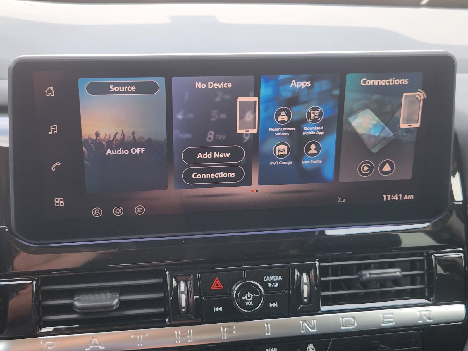 New 2026 Nissan Pathfinder Platinum FWD image 16