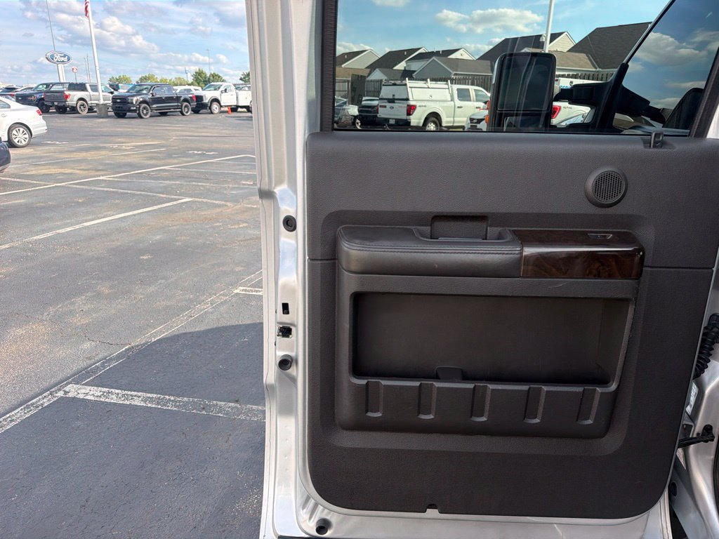Used 2015 Ford F350 Platinum AWD/4WD image 23