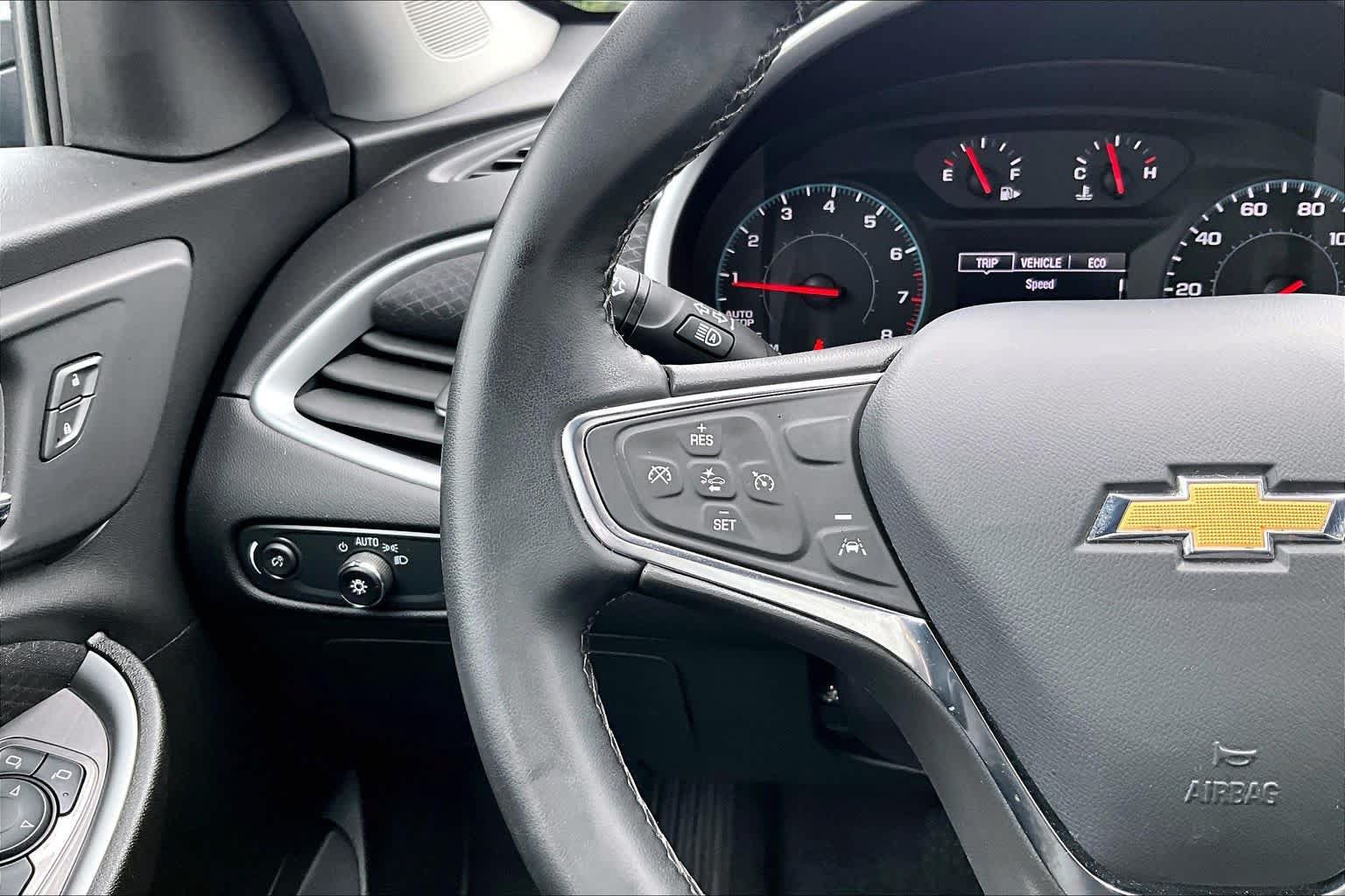 Used 2023 Chevrolet Malibu RS FWD image 23
