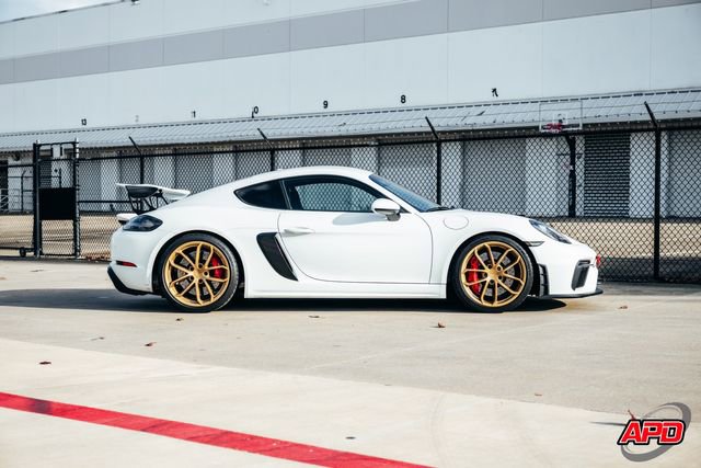Used 2020 Porsche 718 Cayman GT4 RWD image 13
