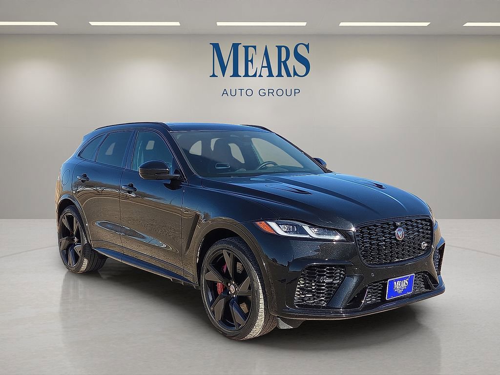 Used 2023 Jaguar F-PACE SVR image 7