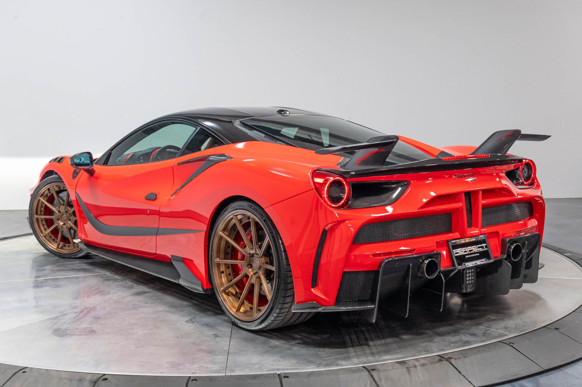 Used 2016 Ferrari 488 GTB RWD image 67