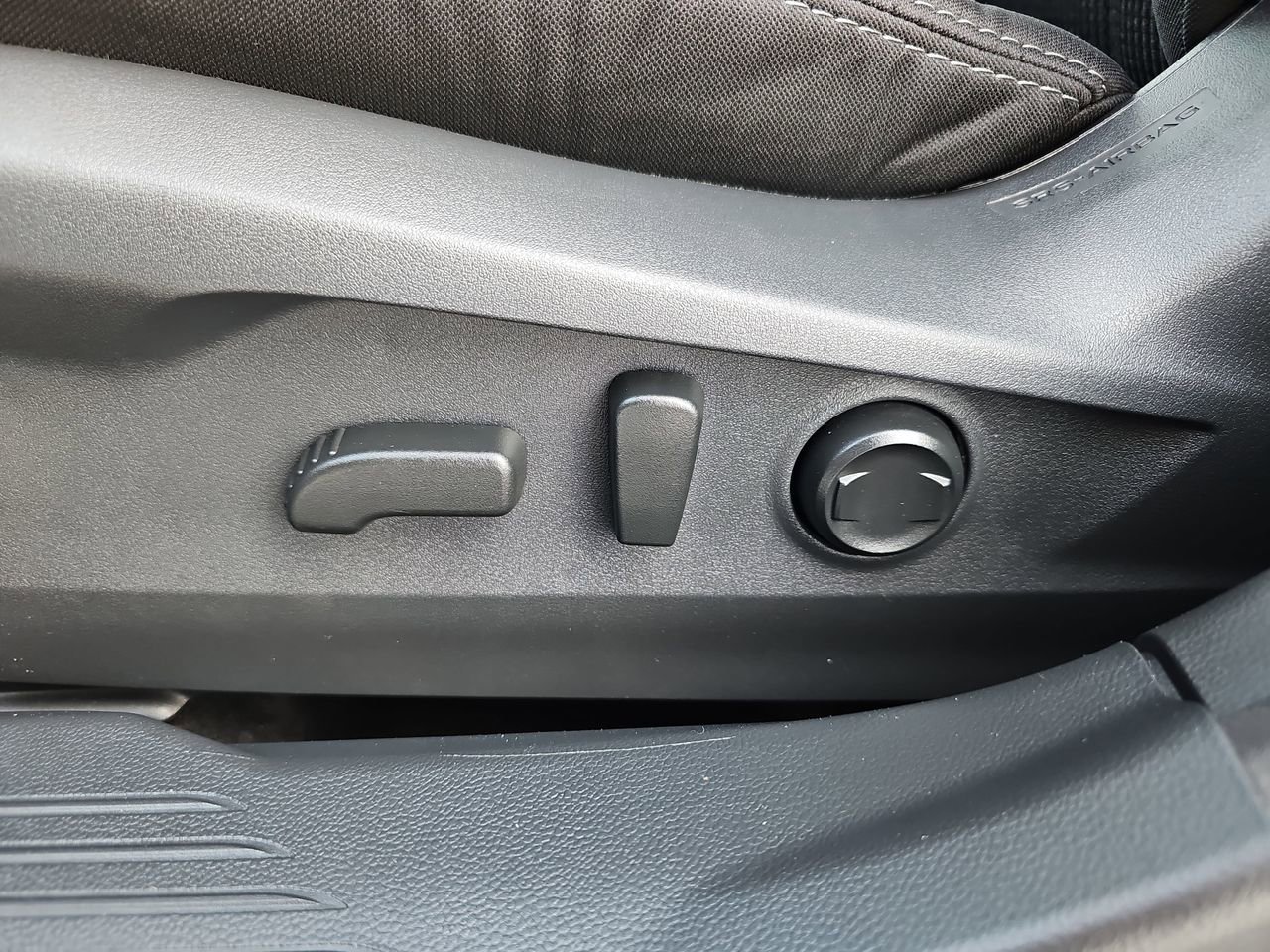 Certified 2025 Subaru Legacy Premium AWD/4WD image 32