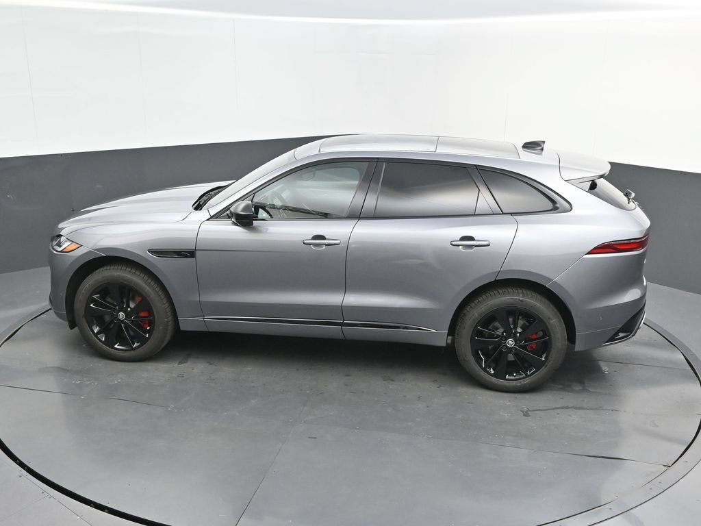 New 2026 Jaguar F-PACE R-Dynamic S AWD/4WD image 31