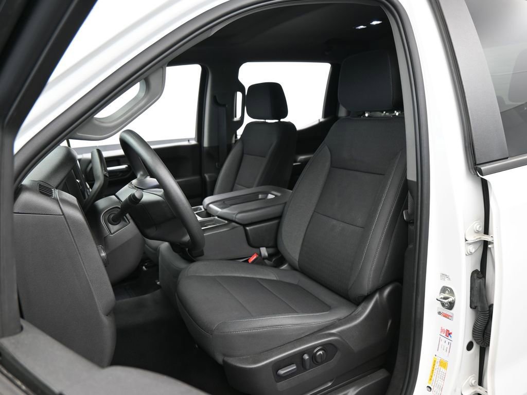 Used 2022 Chevrolet Silverado 1500 Custom w/ LPO, Blackout Package image 10