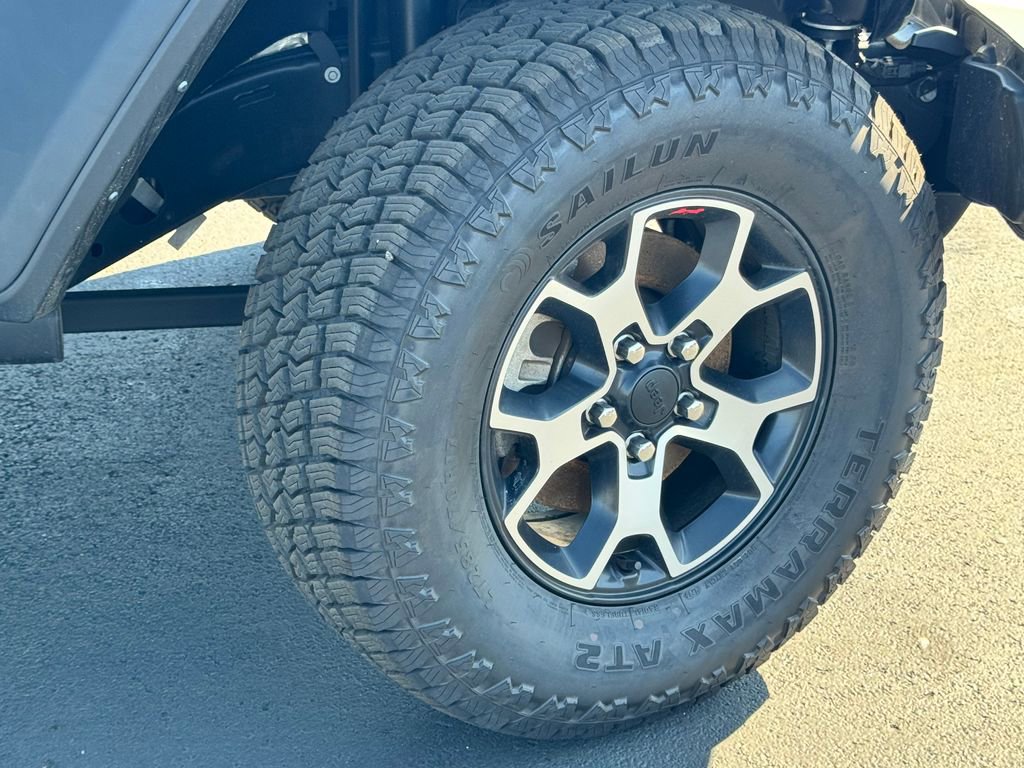 Used 2022 Jeep Wrangler Unlimited Rubicon AWD/4WD image 9