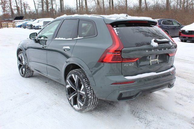 New 2026 Volvo XC60 T8 Ultra w/ Protection Package Premier image 5