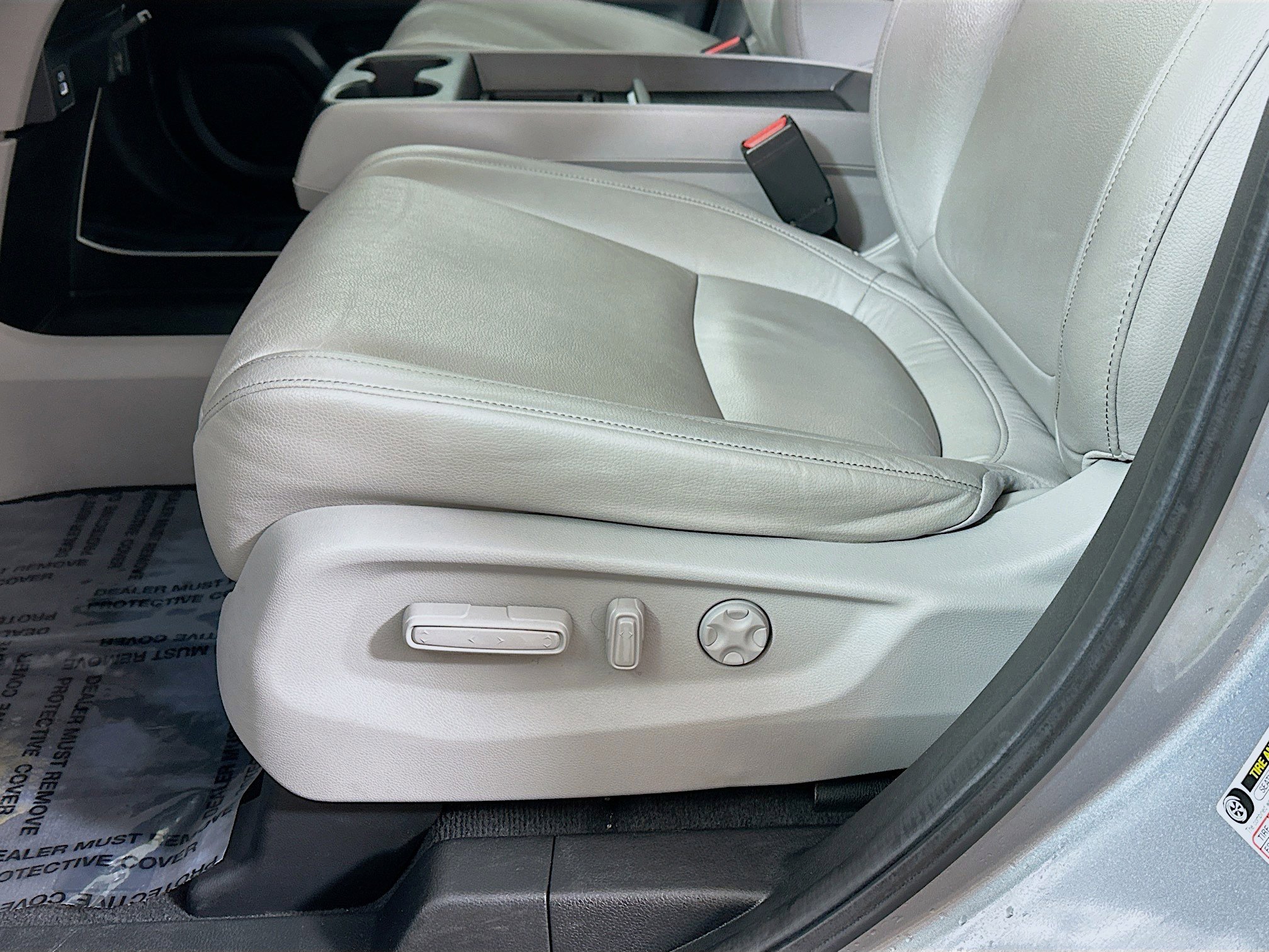 Certified 2024 Honda Odyssey EX-L image 17