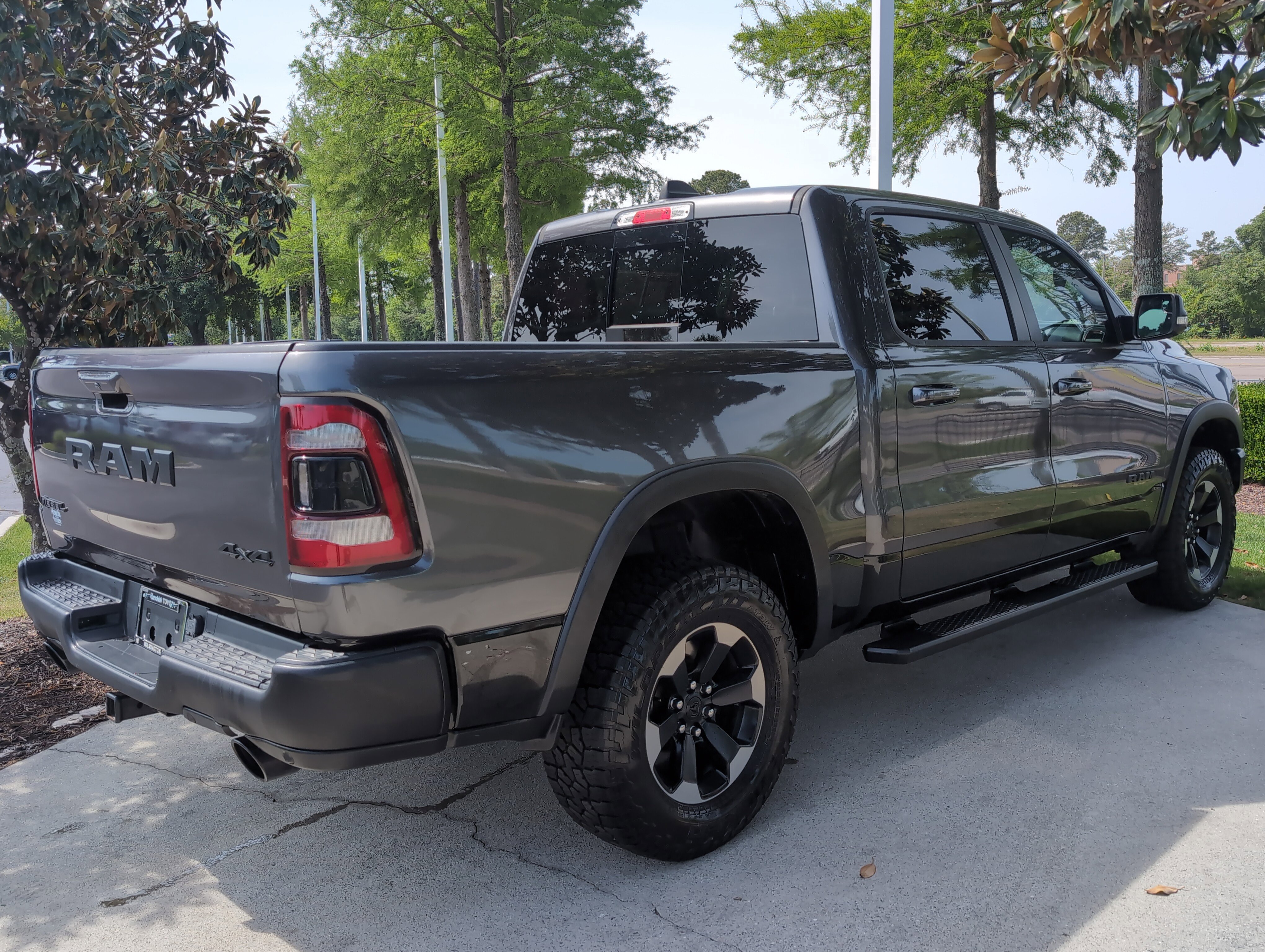 Used 2019 RAM 1500 Rebel w/ Rebel Level 2 Equipment Group AWD/4WD image 10