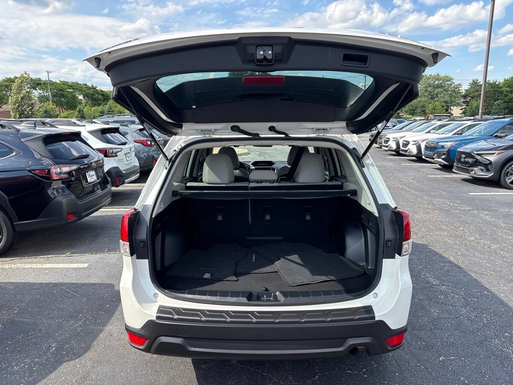 Certified 2023 Subaru Forester Premium AWD/4WD image 8