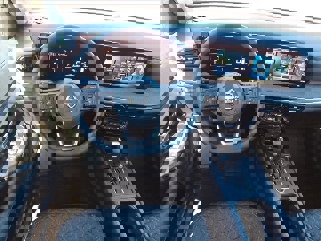 New 2026 Nissan Kicks SV w/ SV Premium Package AWD/4WD image 6