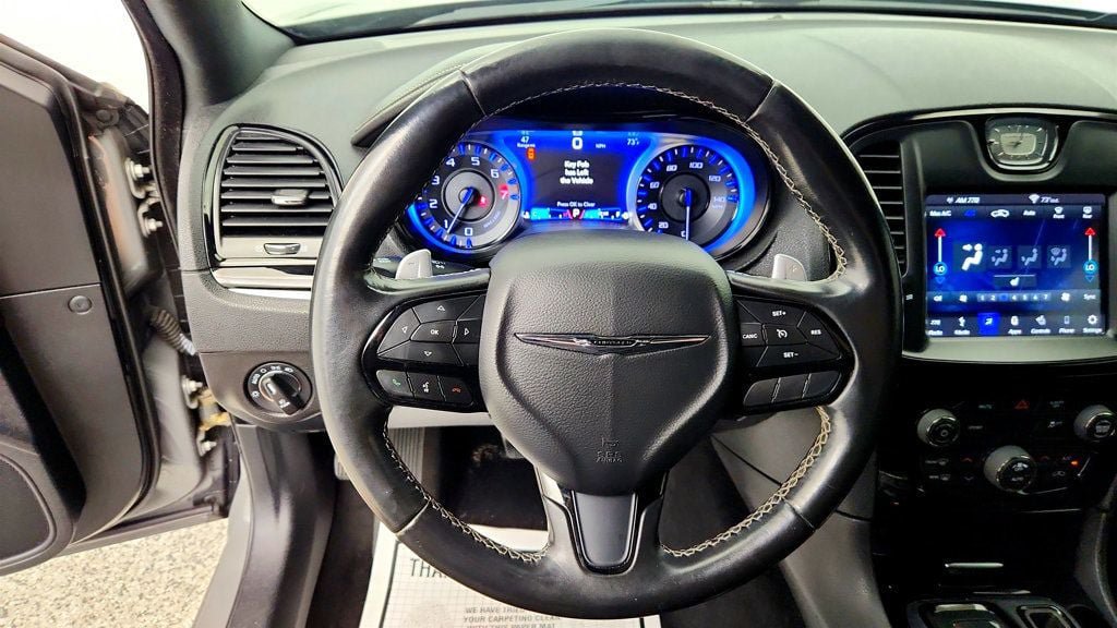 Used 2019 Chrysler 300 S RWD image 13