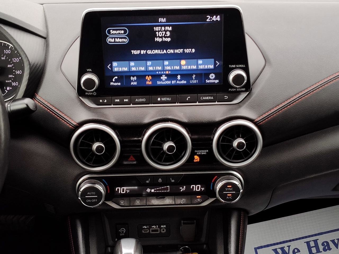 Used 2025 Nissan Sentra SR w/ SR Premium Package image 18