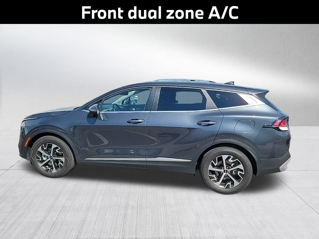 Used 2024 Kia Sportage EX image 8