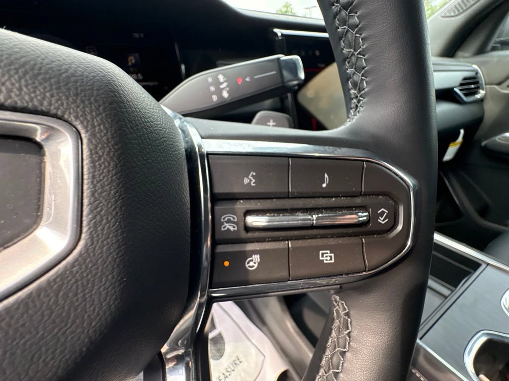New 2026 GMC Acadia Elevation w/ Elevation Premium Package AWD/4WD image 16