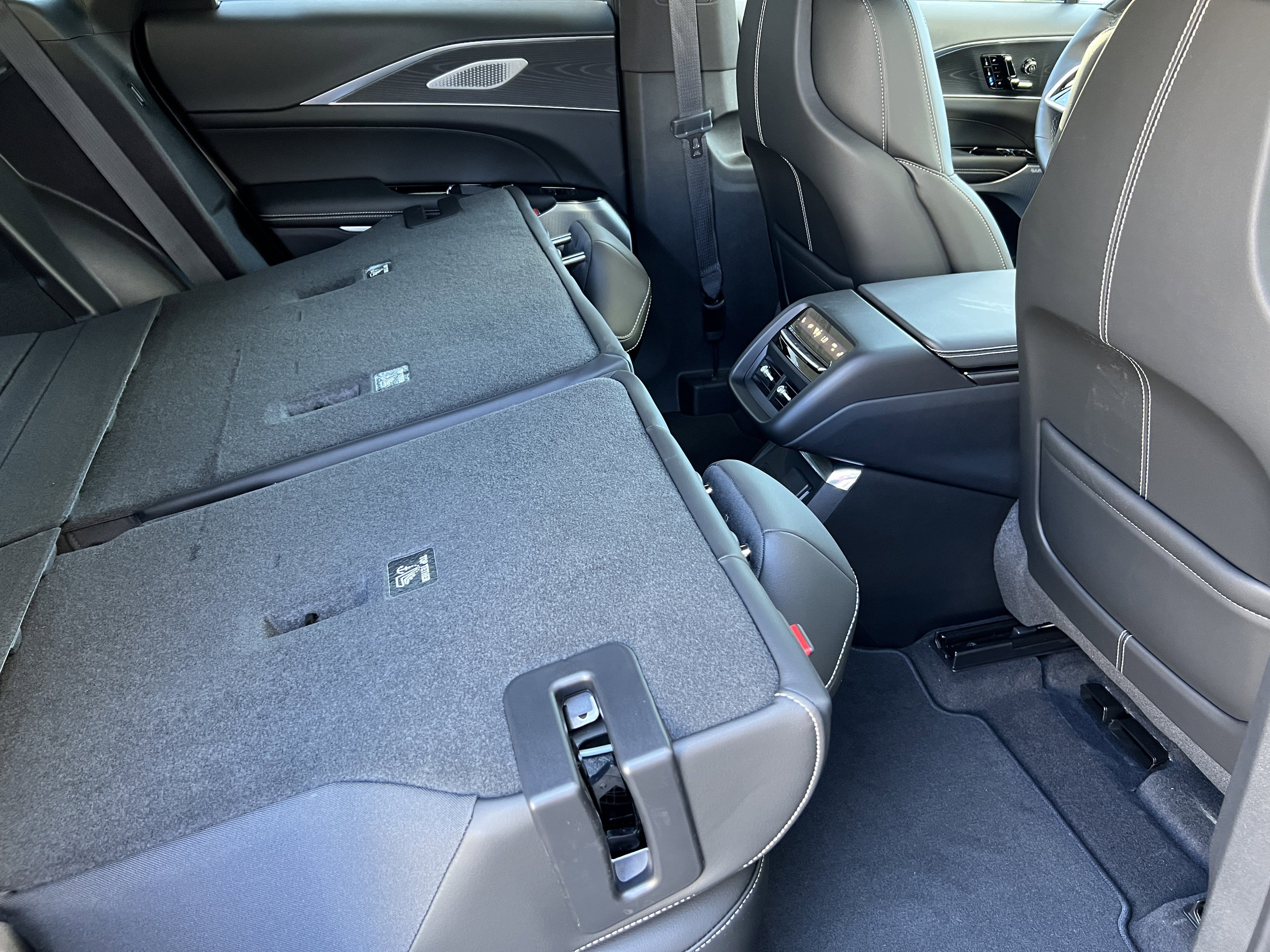 New 2026 Cadillac Lyriq V image 23