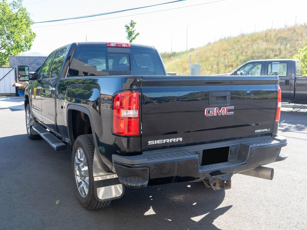 Used 2018 GMC Sierra 2500 Denali AWD/4WD image 5