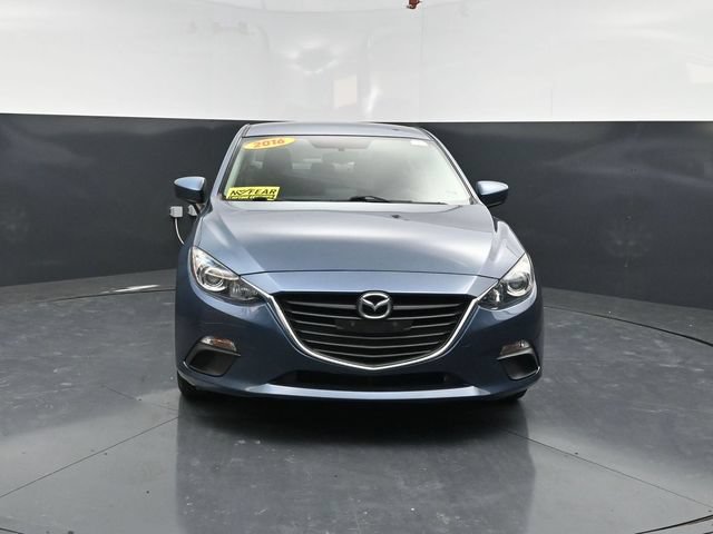 Used 2016 MAZDA MAZDA3 i Sport FWD image 2