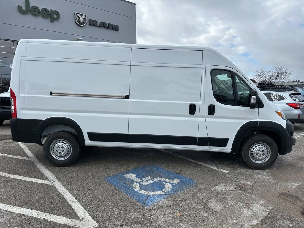 New 2026 RAM ProMaster 2500 image 36