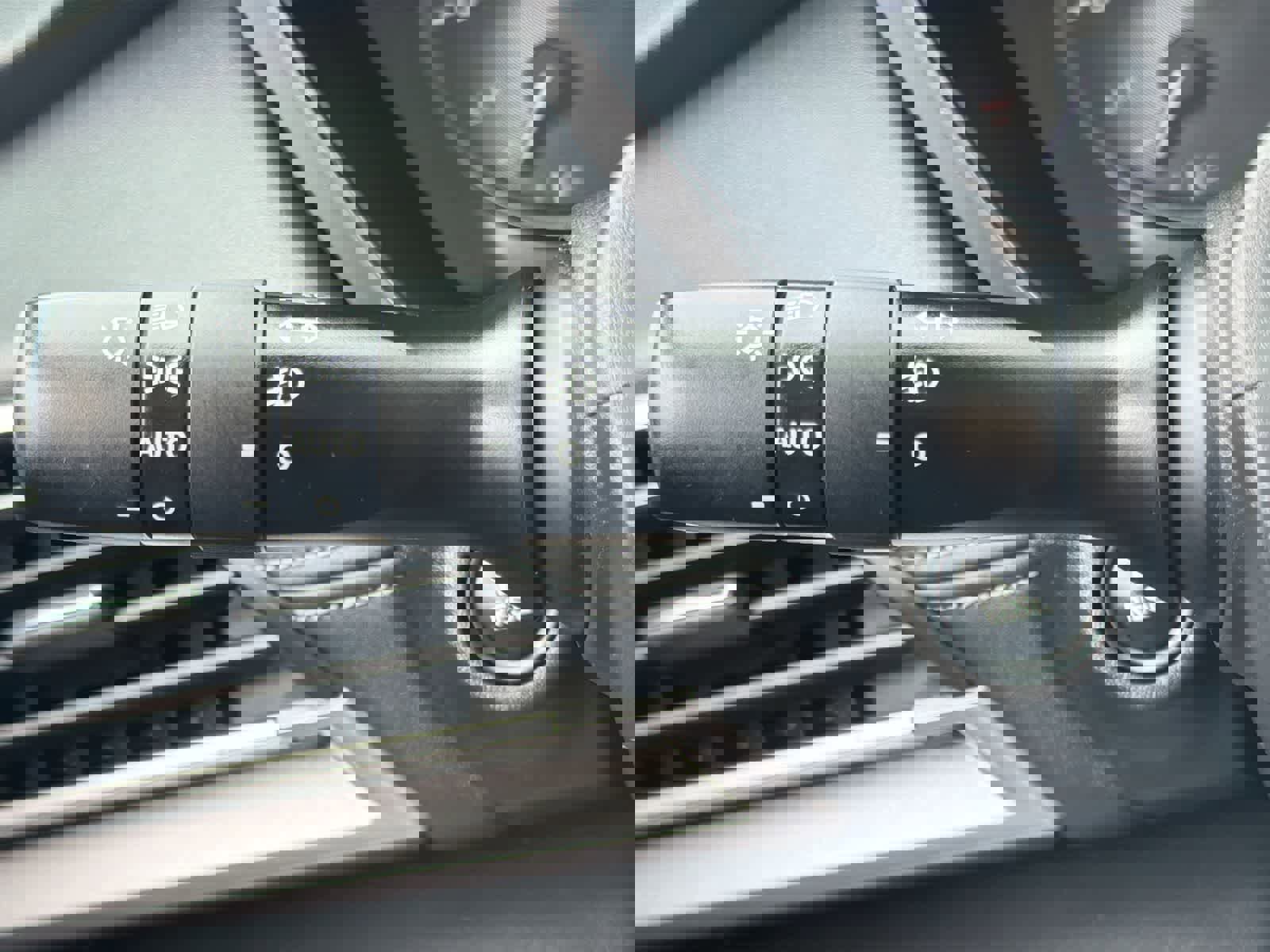 Certified 2023 Subaru Outback Limited image 28