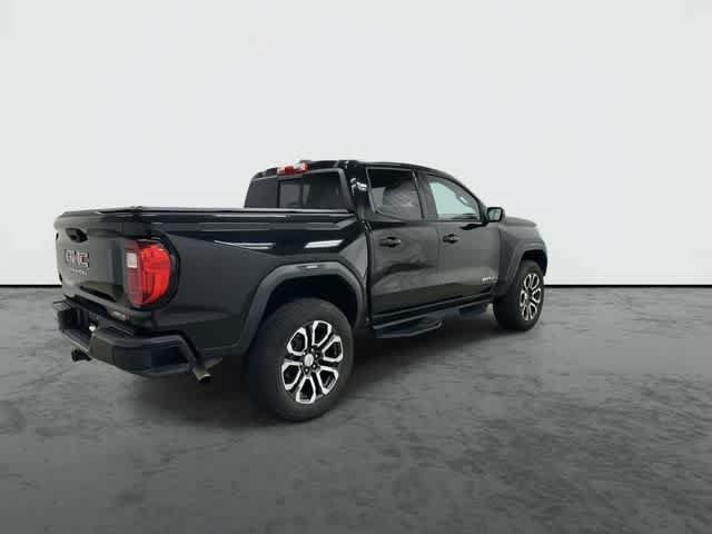 Used 2023 GMC Canyon AT4 w/ AT4 Premium Package AWD/4WD image 4