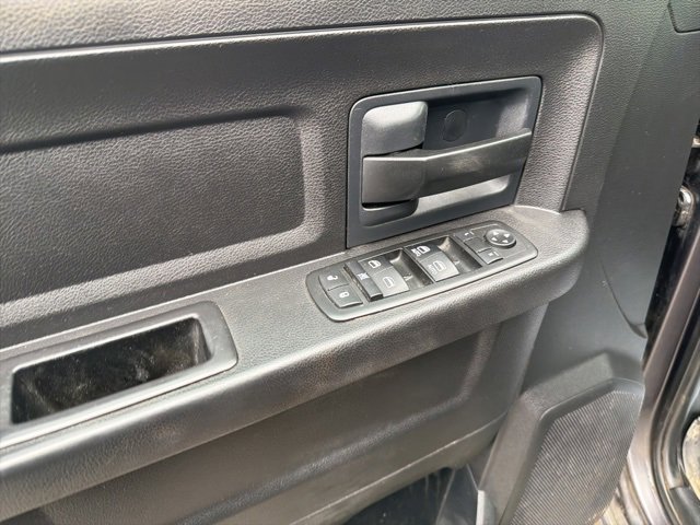 Used 2015 RAM 1500 Express image 9