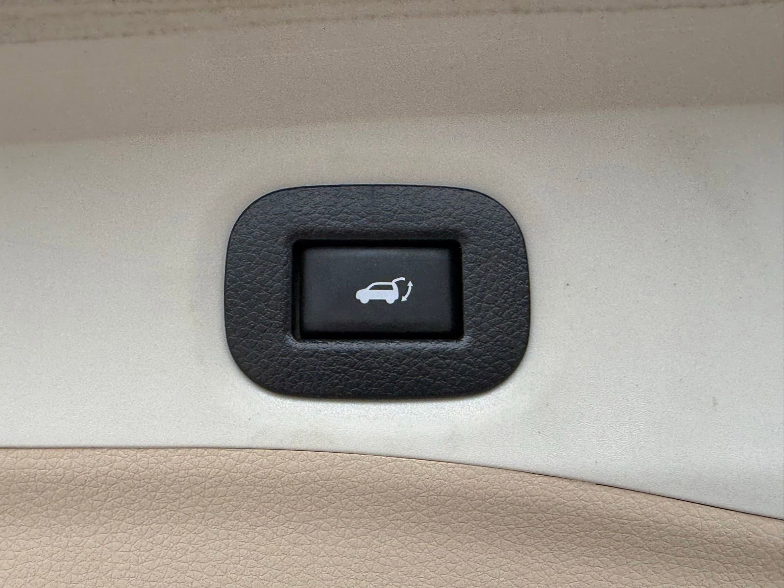 Used 2020 Nissan Rogue SV AWD/4WD image 43