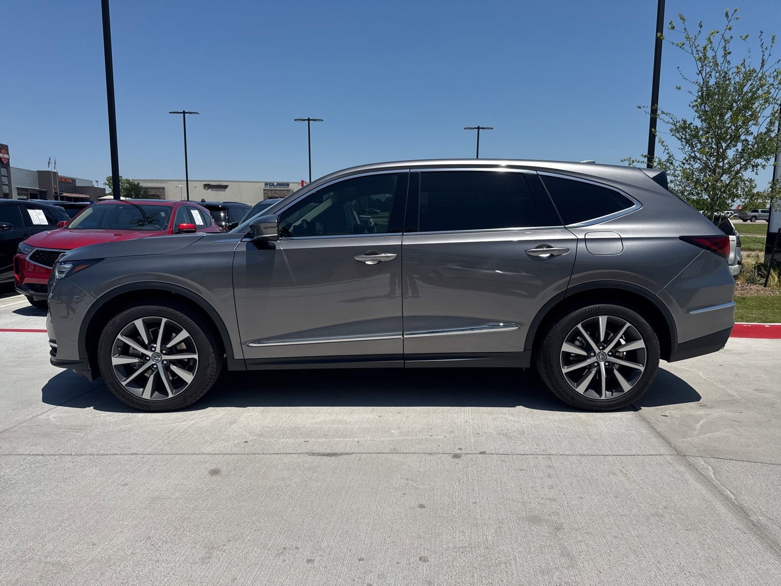 Used 2026 Acura MDX SH-AWD w/ Technology Package image 5
