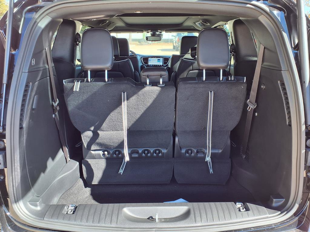 New 2026 Chrysler Pacifica Limited w/ S Appearance Package image 14