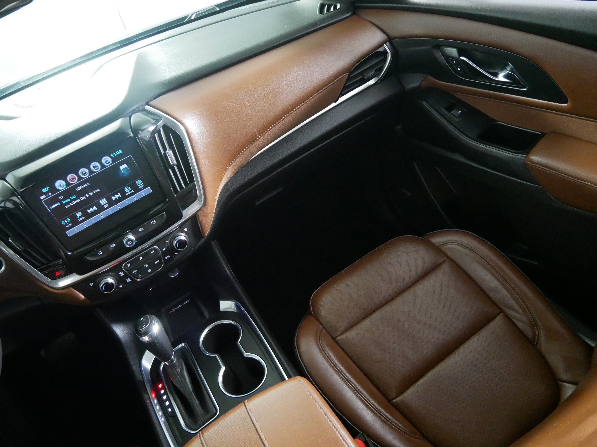 Used 2019 Chevrolet Traverse High Country w/ LPO, Floor Liner Package image 11