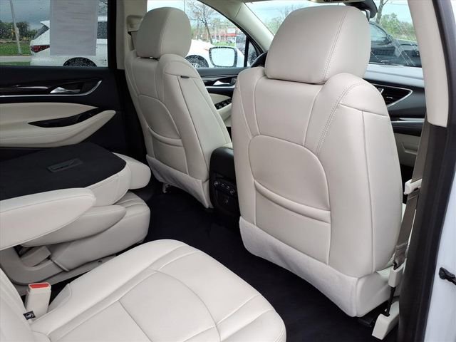 Used 2024 Buick Enclave Essence w/ Experience Buick Package image 22