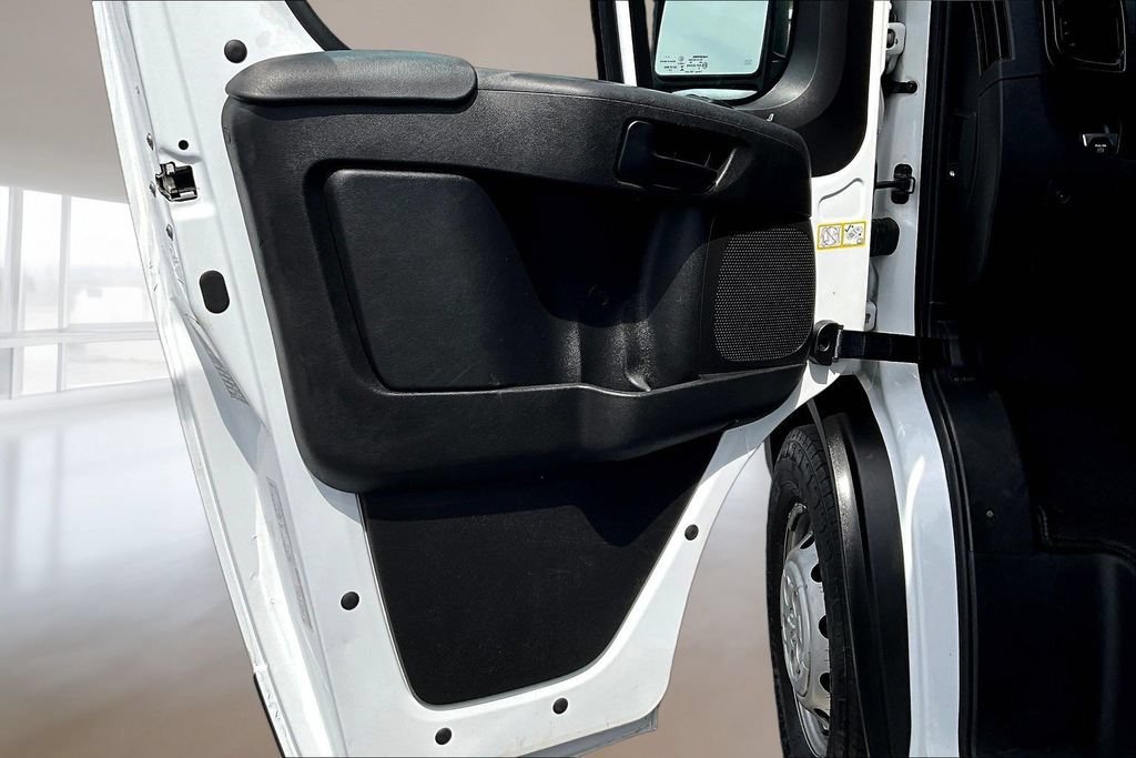 Used 2023 RAM ProMaster 3500 w/ Driver Convenience Group FWD image 16