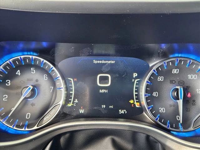 New 2026 Chrysler Pacifica Select FWD image 11